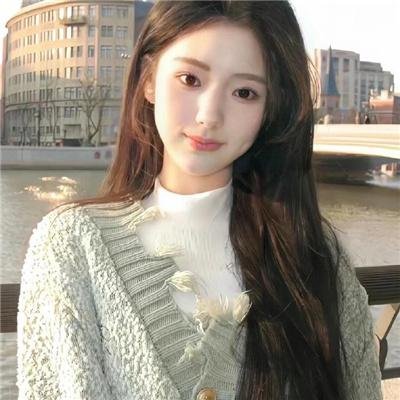 夜深吻唇香